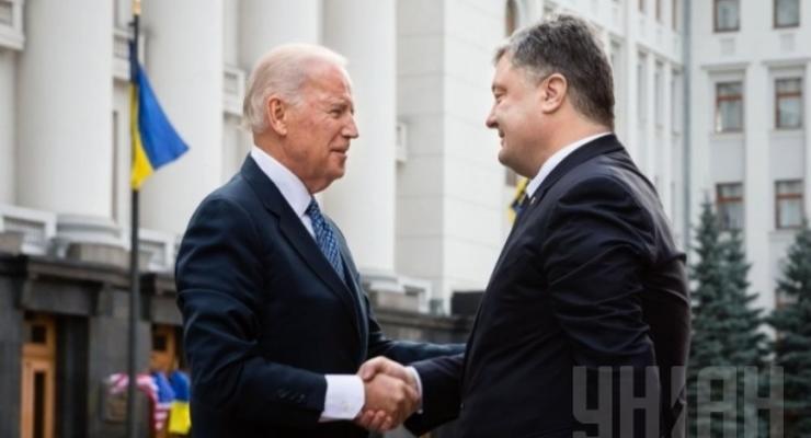 США окажут финансовую поддержку Украине - Дж.Байден