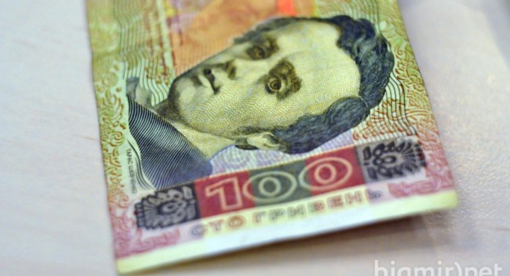 Что можно купить на 100 гривен в разных странах