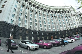 Кабмин сократил численность государственных налоговых инспекций