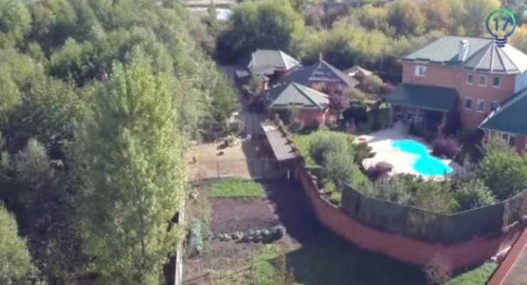 Генпрокурор Шокин переоформил имение на неизвестную женщину - СМИ