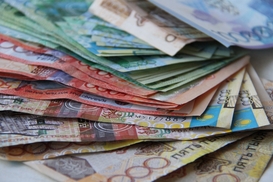 Казахстанский тенге получил плавающий курс