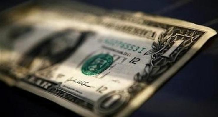 Курс доллара вырос на закрытии межбанка