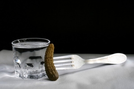 Потребление водки в мире сократилось из-за Украины и России