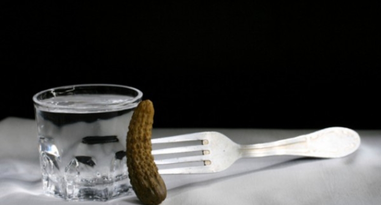 Потребление водки в мире сократилось из-за Украины и России