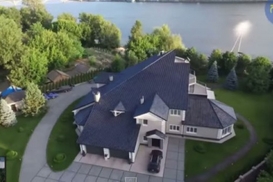 Поместье на Трухановом острове принадлежит бывшему депутату партии Медведчука