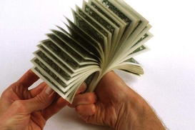 Украина - лидер по получению денежных переводов от заробитчан в Европе