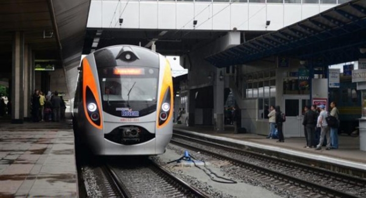 Wi-Fi появился в одном из поездов Hyundai