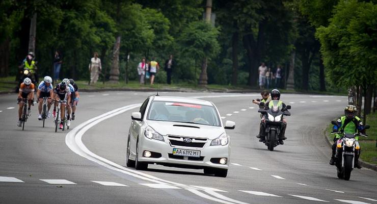 В Киеве на три дня перекроют часть улиц для участников велогонки
