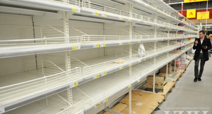 Ажиотаж на муку и сахар добрался до интернет-магазинов