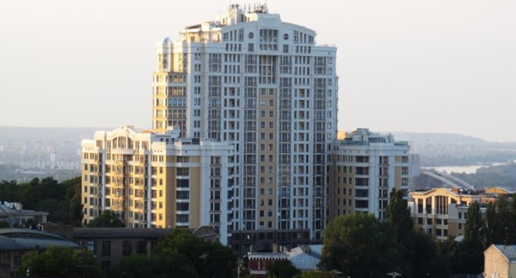 Цена нефти на биржах Лондона и Нью-Йорка снизилась