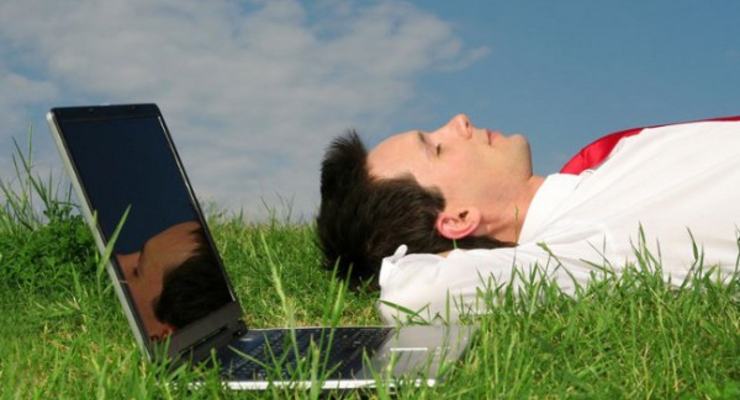 Каждый второй работник врет, чтобы остаться дома