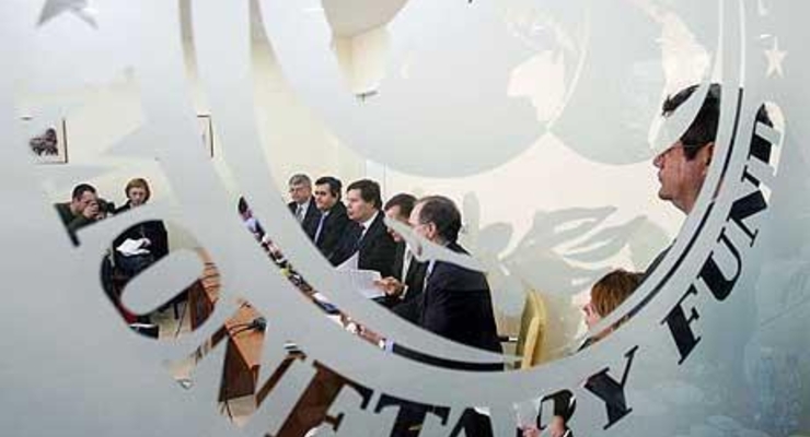 Миссия МВФ прибудет в Украину 8 января