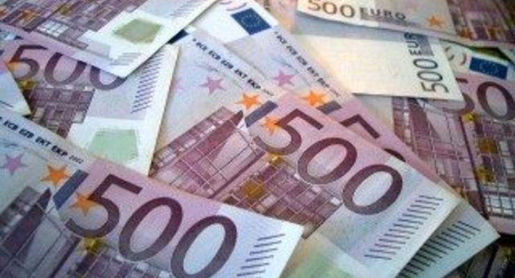 Курс евро вырос на открытии межбанка