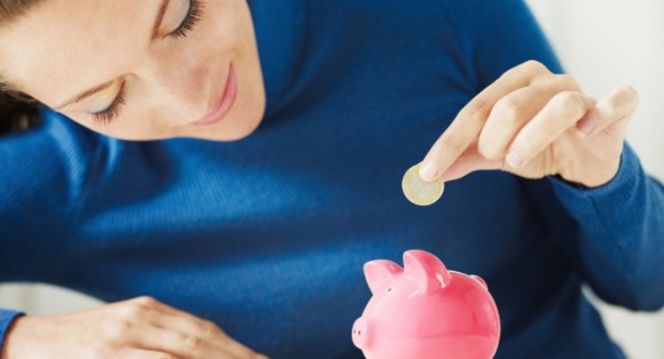 Как спасти зарплату от трат: на чем экономят украинцы