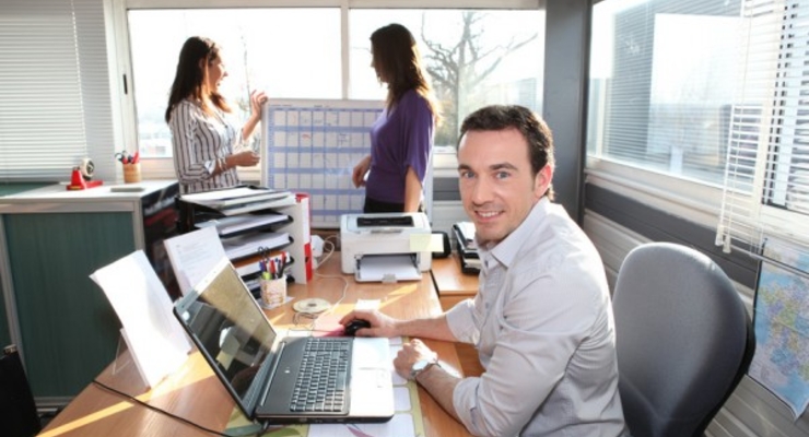 Почему молодежь идет в продажи: анализ рынка труда