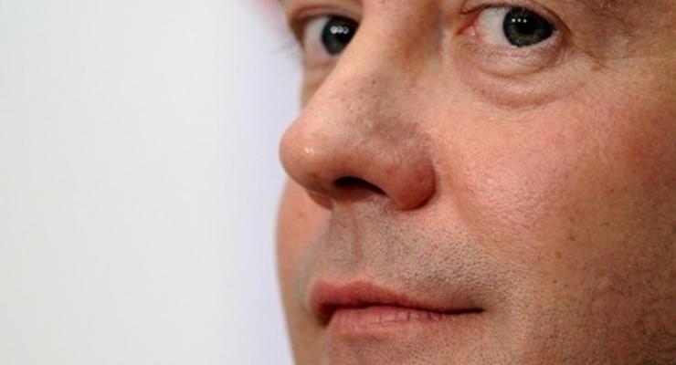 Медведев подписал постановление о введении таможенных пошлин для украинских товаров