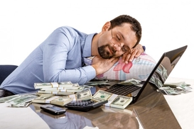 На Крещатике массово закрываются магазины, рестораны и кафе