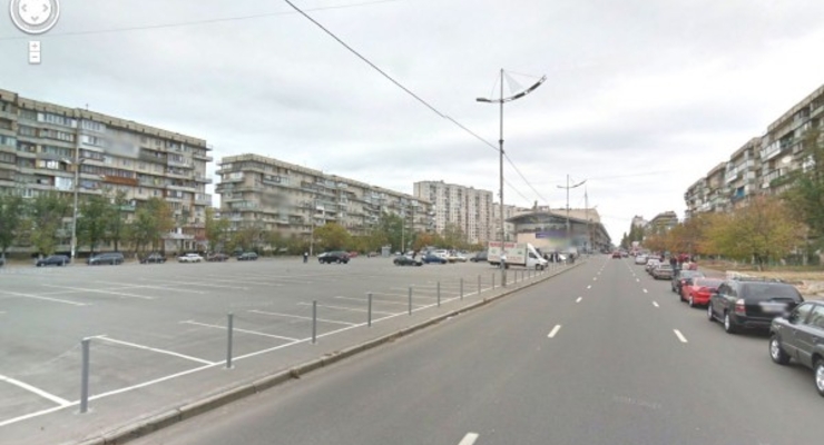 Жена "завхоза Януковича" построит на Оболони паркинг с рестораном - СМИ