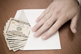 Курс НБУ на сегодня: доллар, евро и рубль слегка подешевели