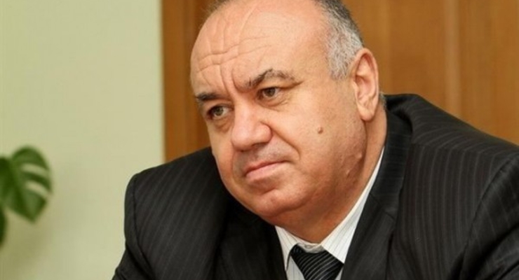 Большие экраны iPhone 6 начнут производить в мае