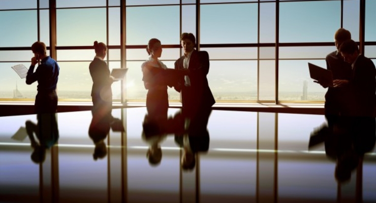 На межбанке гривна упала до 10