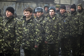 Пенсии в феврале выплачены вовремя - министр соцполитики