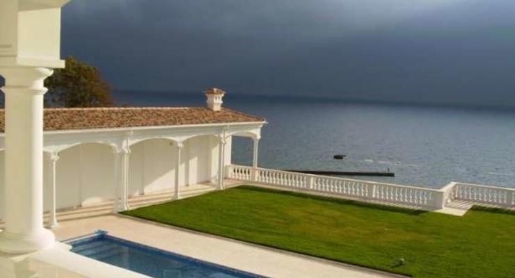 На самый дорогой дом в Украине нужно копить 2700 лет (ФОТО)