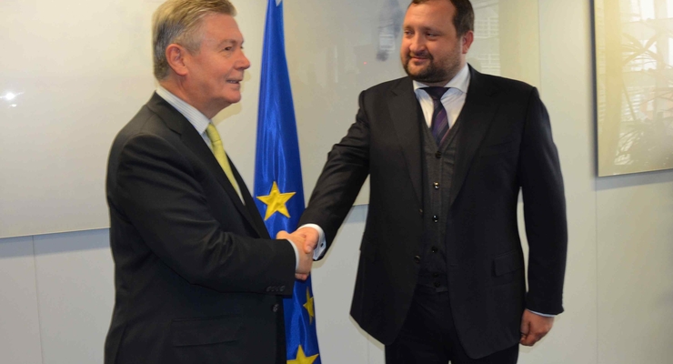 Еврокомиссия задумалась о хранении газа в украинских ПХГ