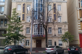 Власти намерены ограничить выход пассажиров на перрон при стоянке поезда