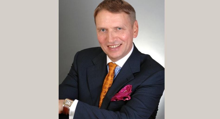 Александр Онуфриенко: Непереводимый «бонус» в компании