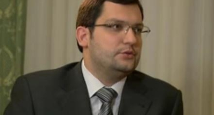 НБУ предлагает снизить налог на продажу валюты