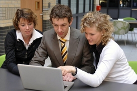 В Европе возобновляются переговоры о спасении евро