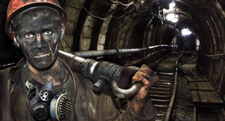 Британский министр считает наличные платежи "порочными"