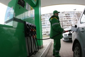 Бензин не будут продавать дороже, чем 11,35 гривен за литр