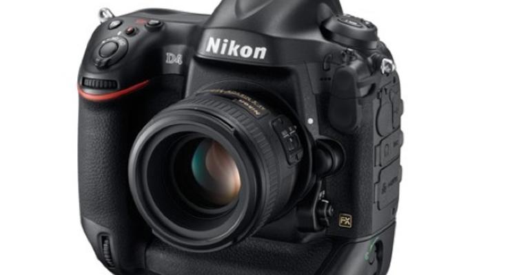 Дебют месяца: Nikon D4
