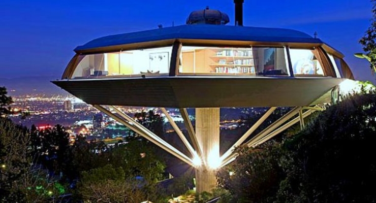 НЛО: Здания, которые похожи на летающую тарелку