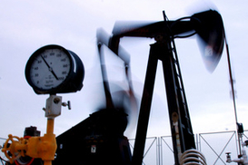 Цены на нефть в Европе снизились почти на три доллара