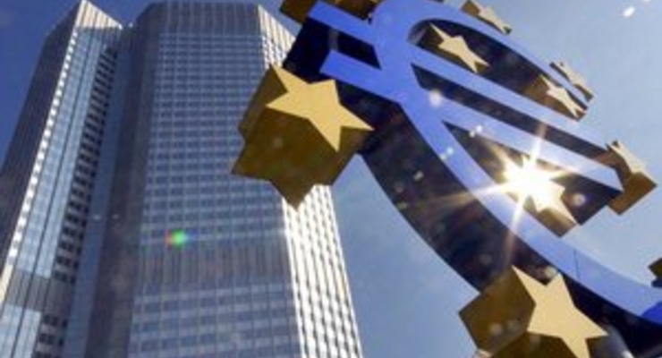Курс евро снижается из-за долговых проблем Италии