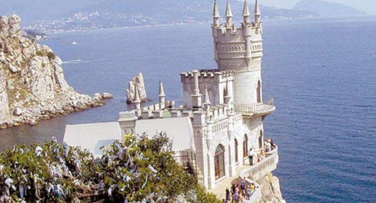 Крым заработал на туристах 266 млн гривен