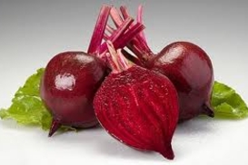 Украинцы будут заправлять авто топливом из свеклы