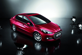 В Китае начались продажи Peugeot 308