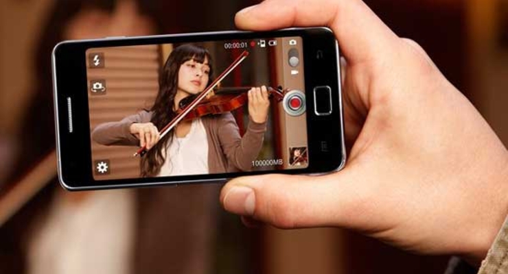 Samsung обошел Apple и Nokia по объемам продаж смартфонов