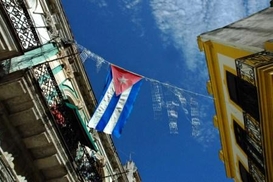 Сегодня Янукович улетает на Кубу