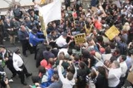 Протесты в США набирают обороты