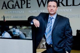 Основатель финансовой пирамиды в США проведет 25 лет за решеткой