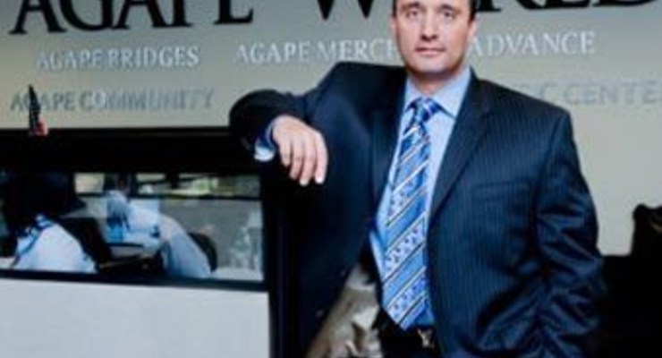 Основатель финансовой пирамиды в США проведет 25 лет за решеткой