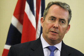 Британский министр обороны подал в отставку из-за соседа