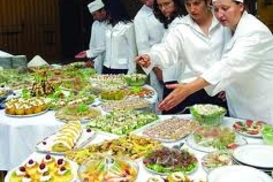 Система "все включено" разоряет рестораны в Болгарии