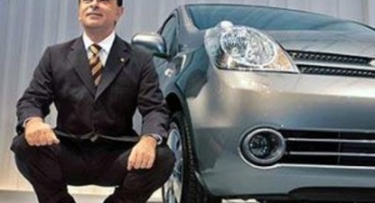 Nissan не позволит перепутать педали газа и тормоза