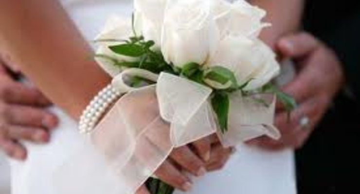 Заключать браки стало в два раза дешевле